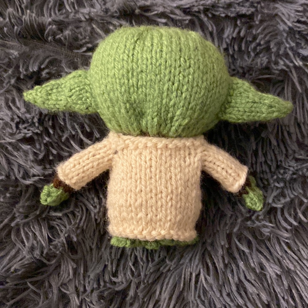 Yoda Doll -hand knit - Picture 2 of 5